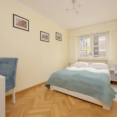 Sienna Cosy & Family Center By Renters Apartment *